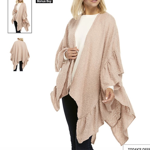 Oversized Solid Ruffle Ruana - Picture 1 of 6